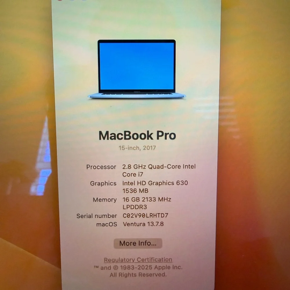 Macbook Pro laptop 250GB